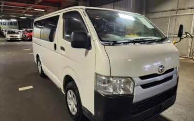 PAG11351 Toyota Hiace