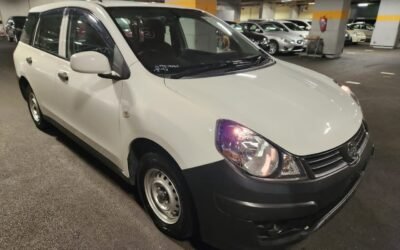 PAG11517 Nissan AD Van